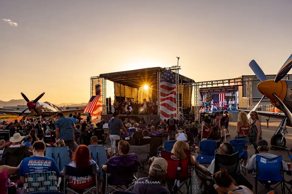XL Stage with flown audio