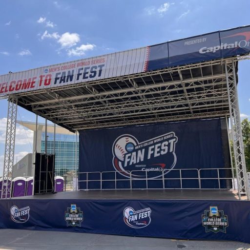 XXL Stage with banners